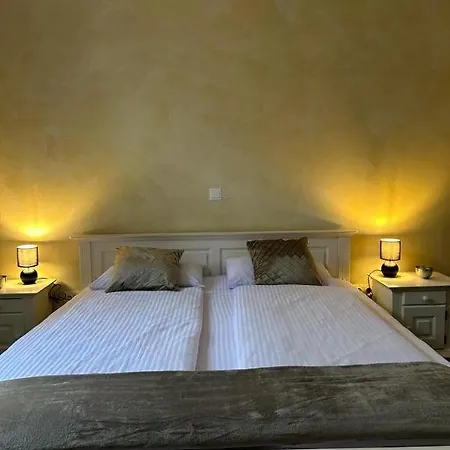 Sia 3*