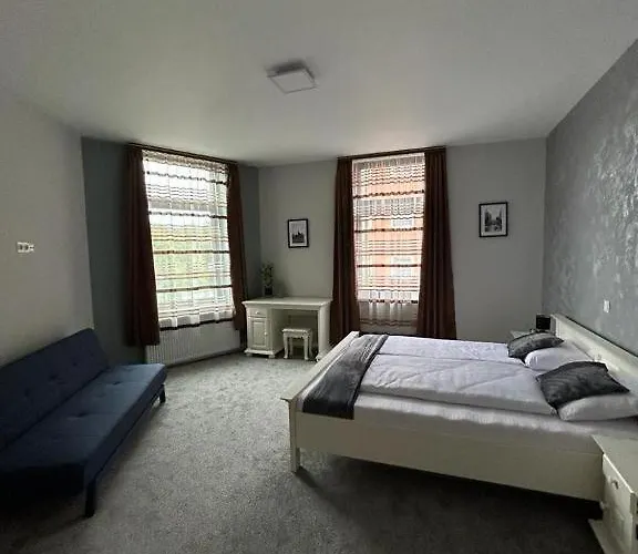 Sia Aparthotel 3*